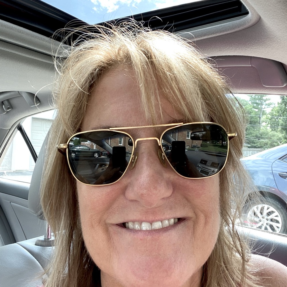Meet your Posher, Erica